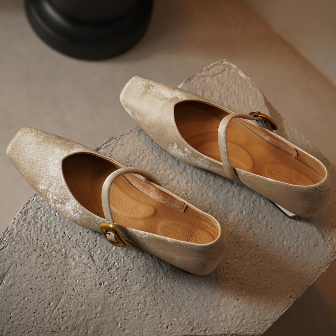 Mardo’s Dahlia Velvet Heels – Elegant Block Heels for Women