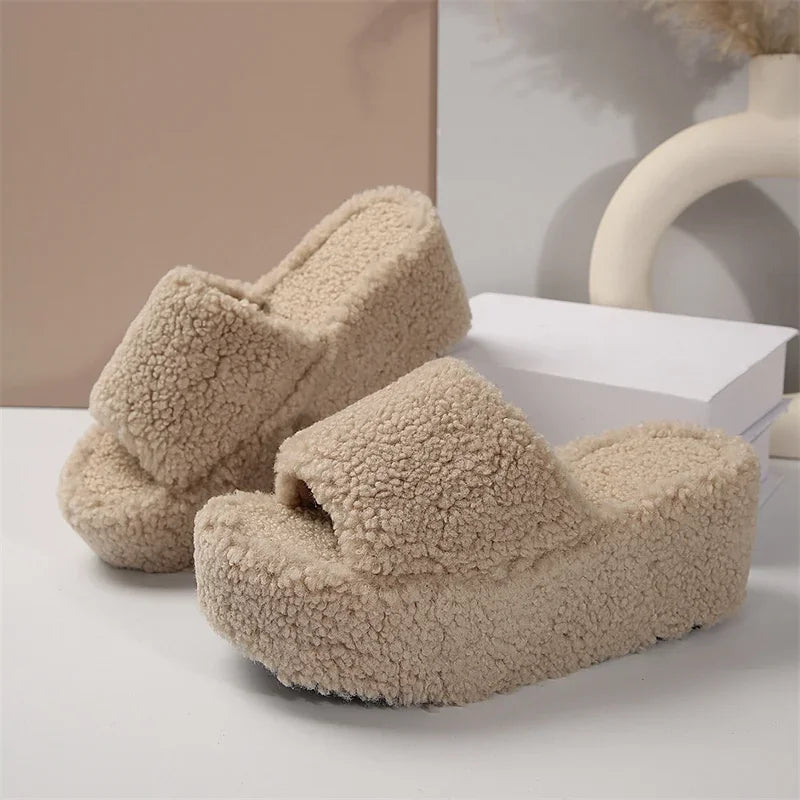 Mardo’s Amara Slides – Cozy Faux Fur Indoor Slippers for Women