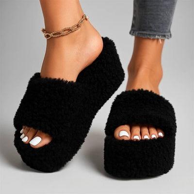 Mardo’s Amara Slides – Cozy Faux Fur Indoor Slippers for Women